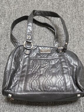 Bella Russo Black Women's Quilted Tote Bag
